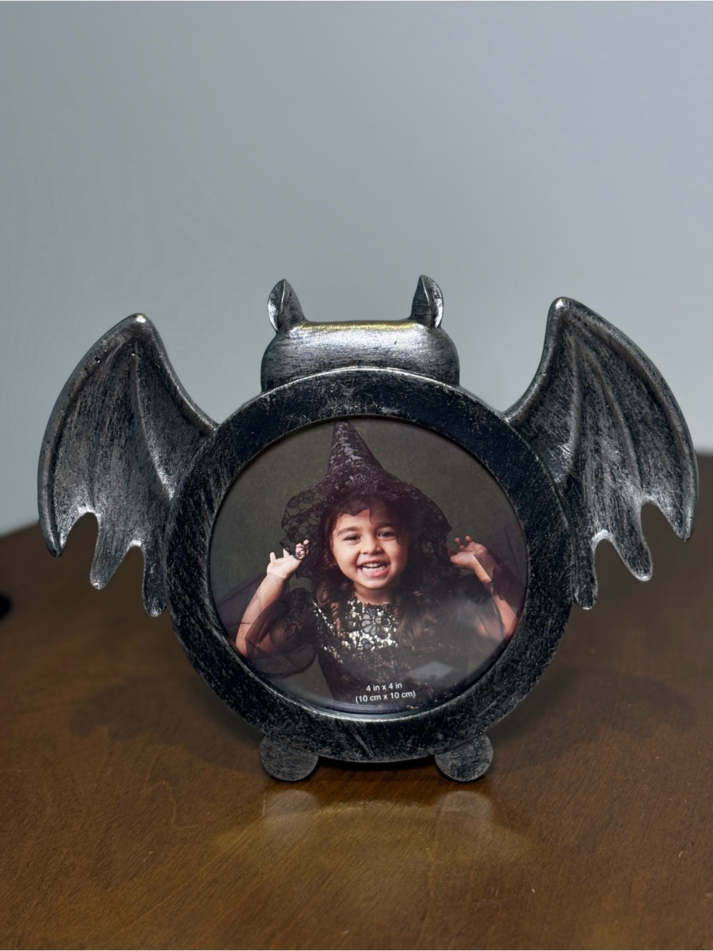 Gothic Bat Wing Round Photo Frame - Black